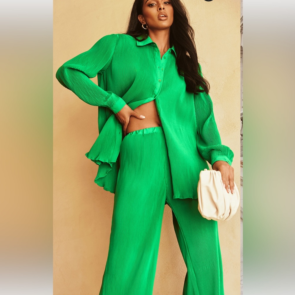 Pretty Little Thing Wide Leg Plisse Pants